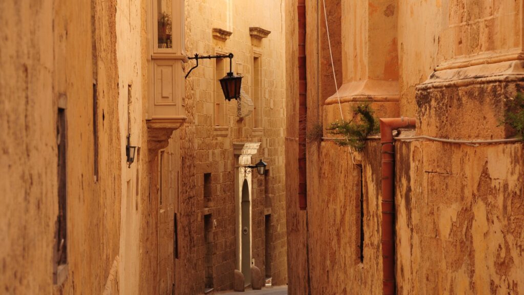 Mdina has narrow streets