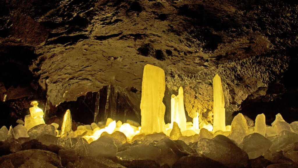 Narusawa Ice Cave